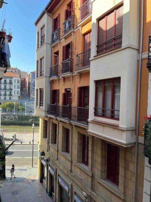 Gurea Casco Viejo Apartment Bilbao Exterior photo